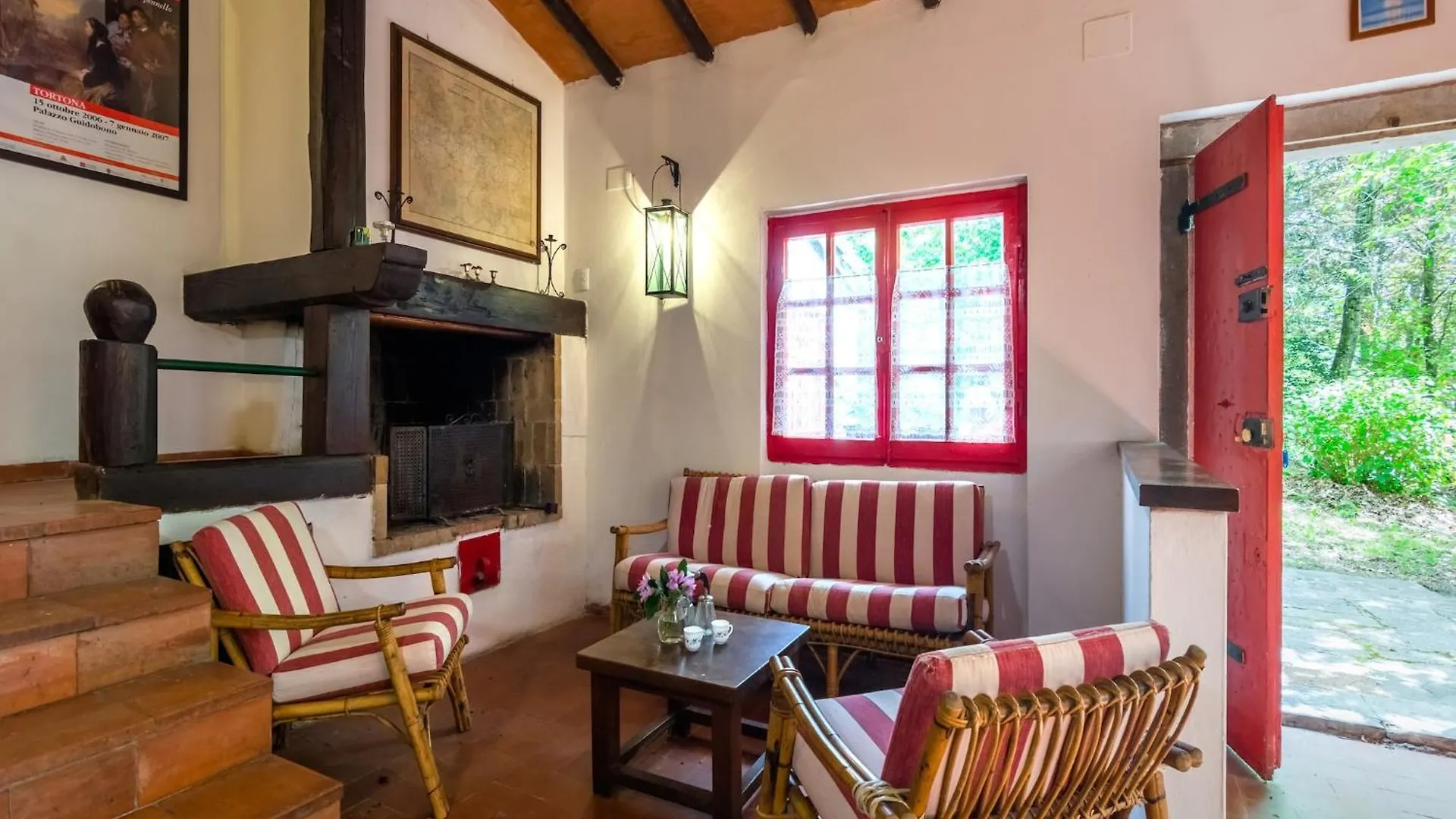 Holiday Home With Garden And Shared Pool Migliorini Italy
