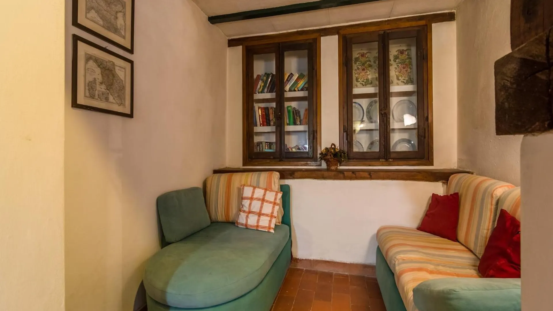 Holiday Home With Garden And Shared Pool Migliorini