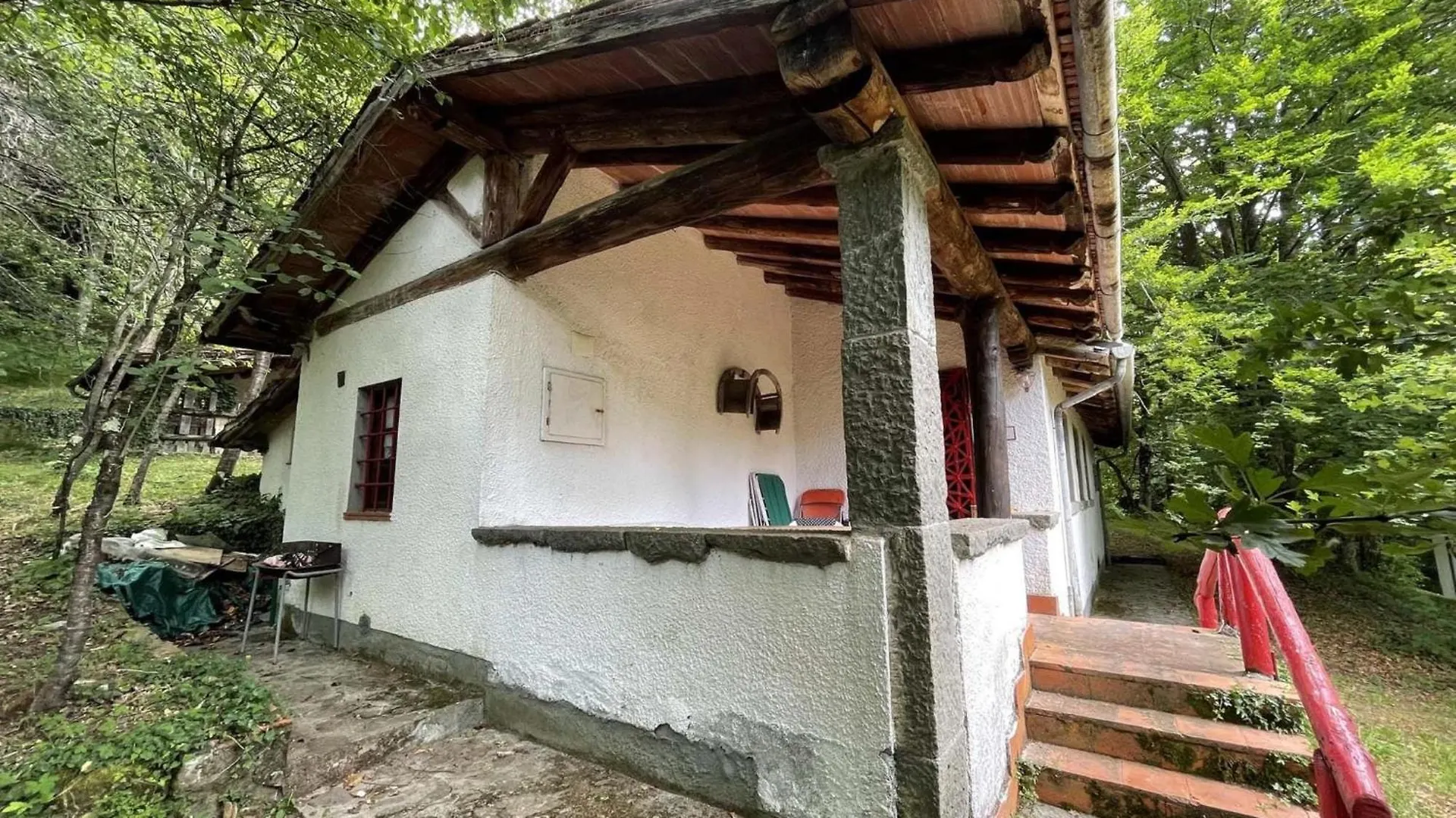 Holiday Home With Garden And Shared Pool Migliorini Italy