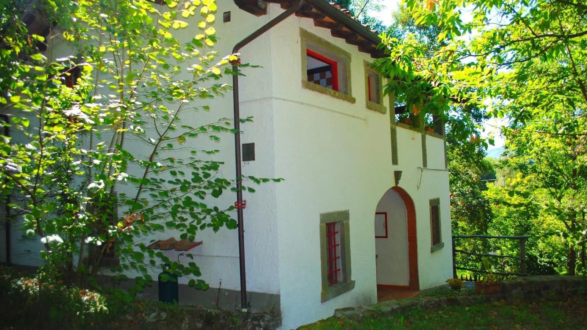 Holiday Home With Garden And Shared Pool Migliorini