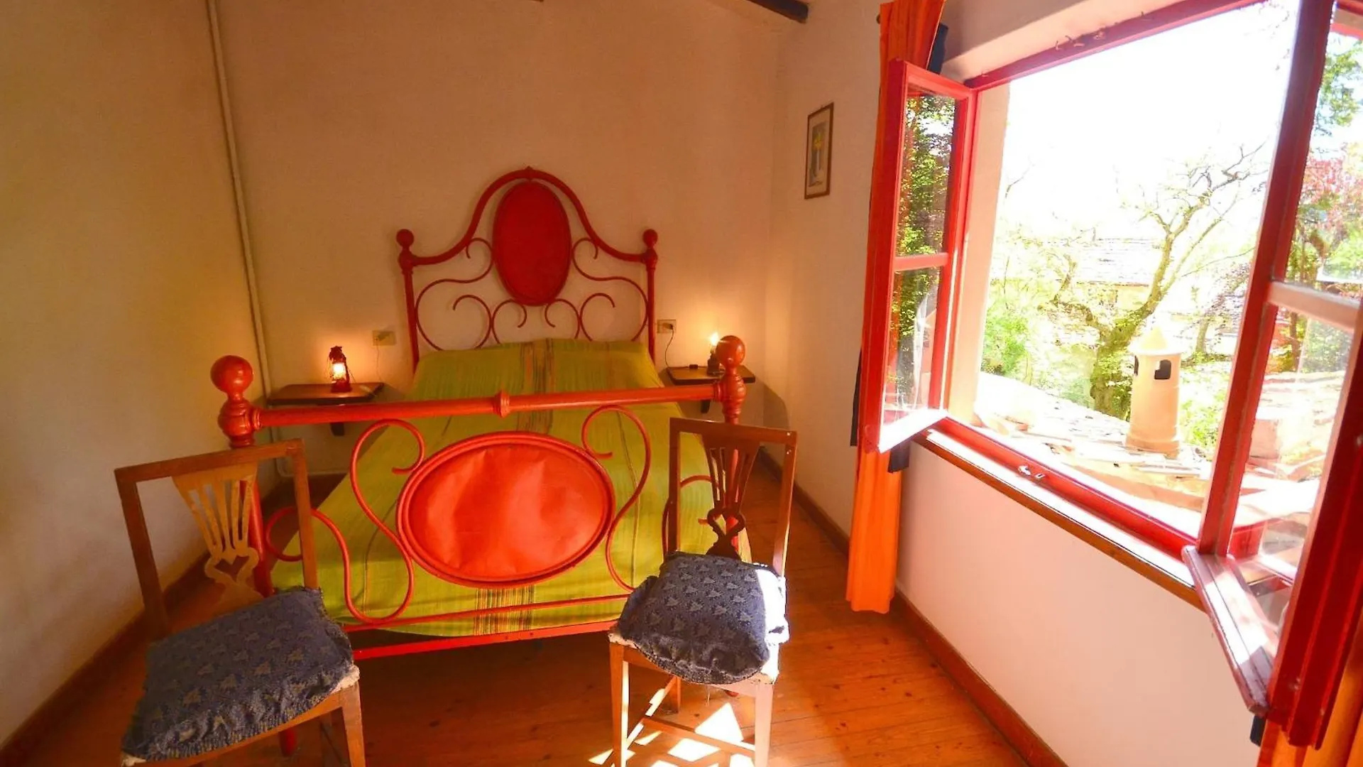 Holiday Home With Garden And Shared Pool Migliorini