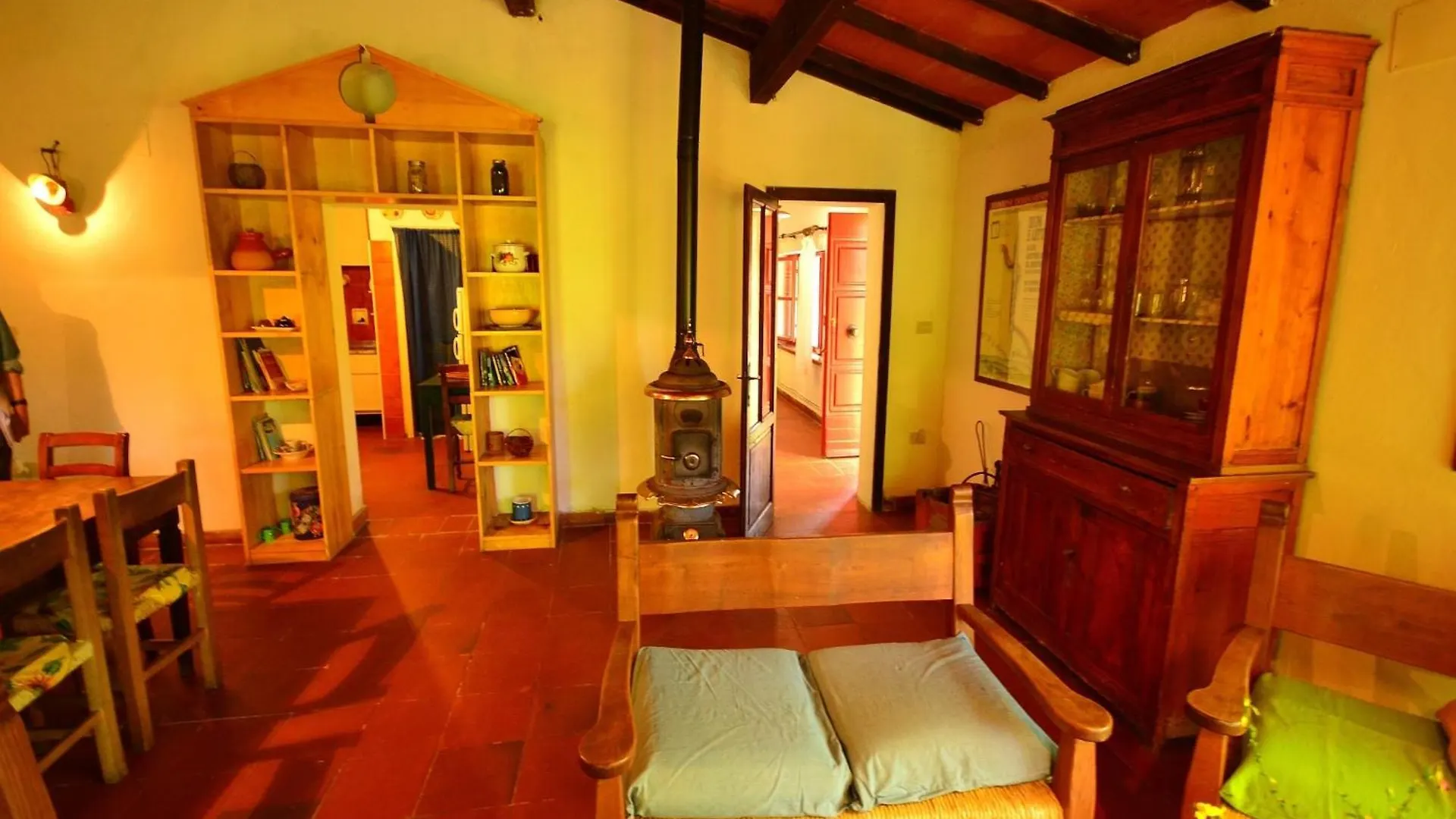 Holiday Home With Garden And Shared Pool Migliorini Italy