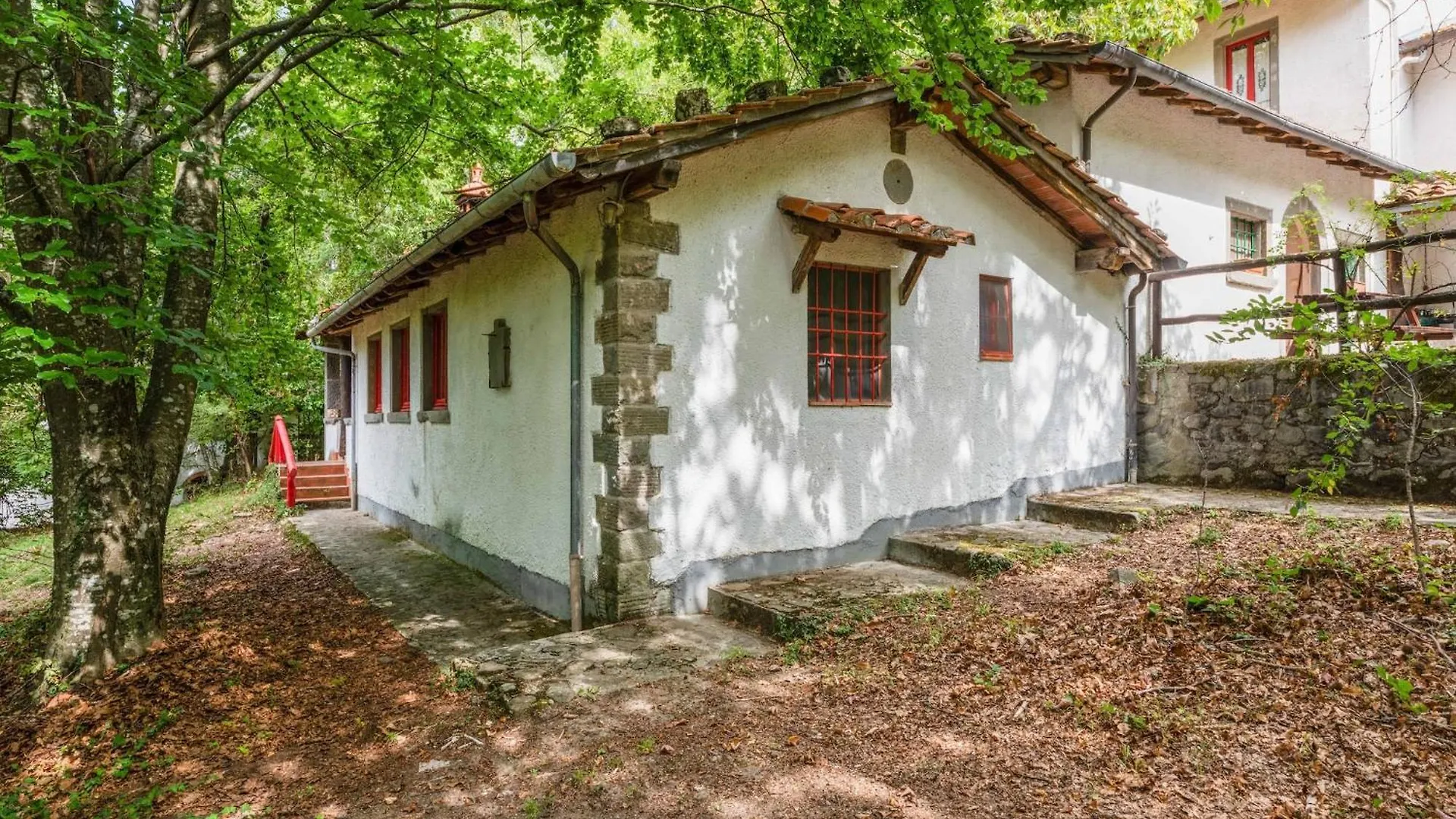 Holiday Home With Garden And Shared Pool Migliorini